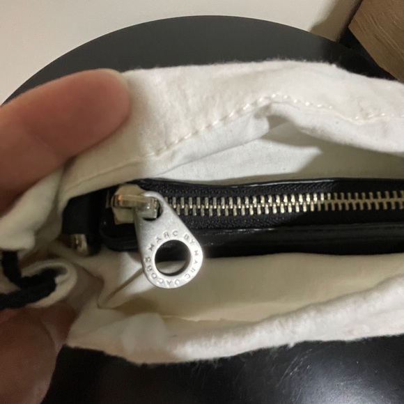 Marc By Marc Jacobs Black Leather Crossbody Bag - Picture 11 of 14